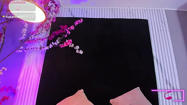 MONIK_FOX_CR webcam stripchat model stream image