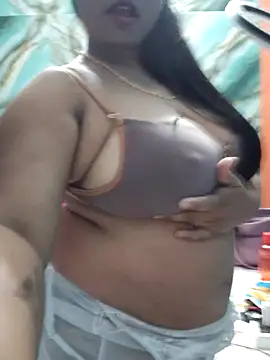 Webcam Model (hornysania123)  is live.Free join now!