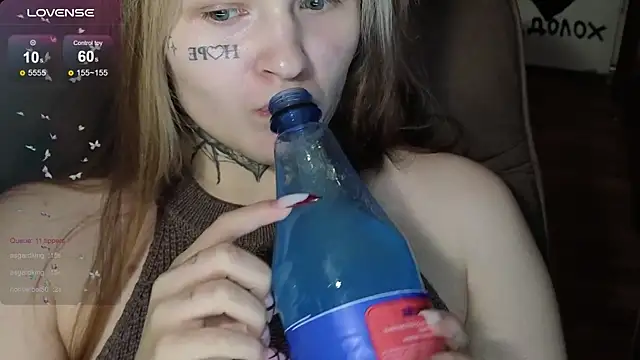 Liaaa_Li live cam screenshot female from Russia on Home.Pink — Cozy Live Cams & Chat