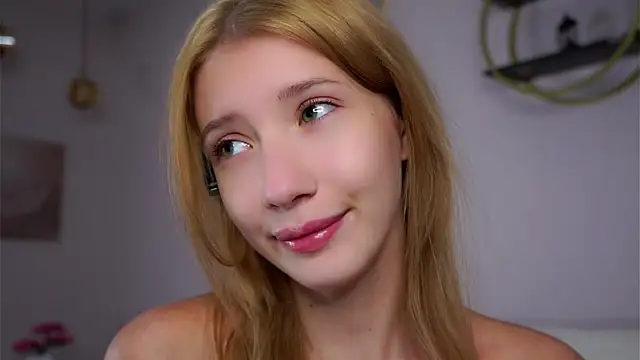 sunnivacovil - SunnivaCovil's free webcam - UK Sex Cams