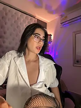 Live sex cam di ZarahEvans