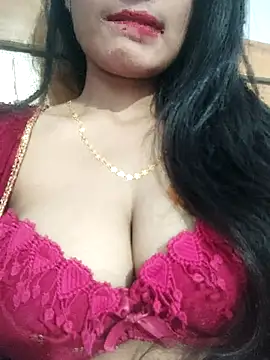 Webcam Model (Hot-Soniya733)  is live.Free join now!