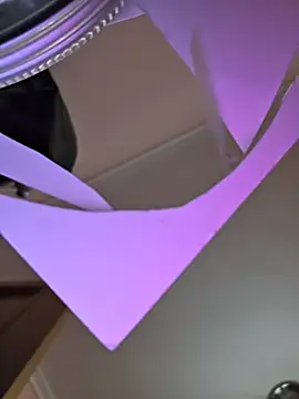 petitesecrets (F young) - Quedarme solo en tanga 10 min 🤤🔥🙈