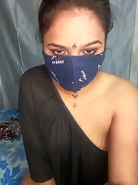 Webcam Model (CUTE-567)  is live.Free join now!