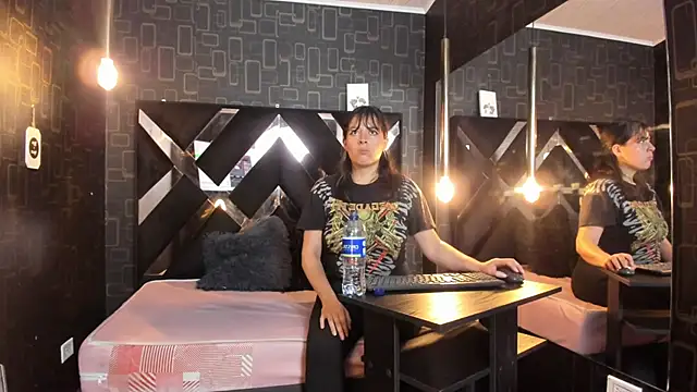 Alien High (Alien_high)