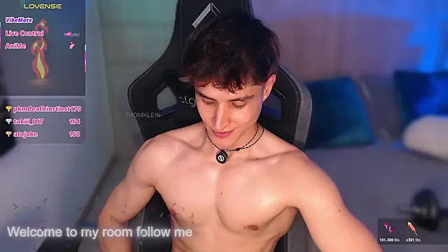 thomklein (M young) - This boy will apply oil on his body 🌚