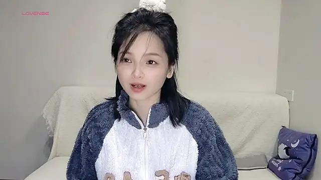 -ling- (F milf) - 生活微苦，我有七分甜