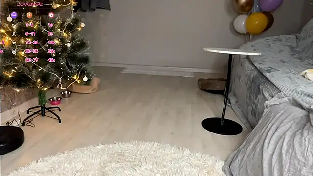 hopefuture (F teen) - Softly slap my boobs💛