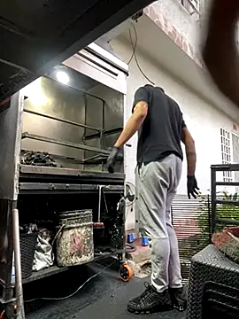 dylams_maja - Dylams_maja's free webcam