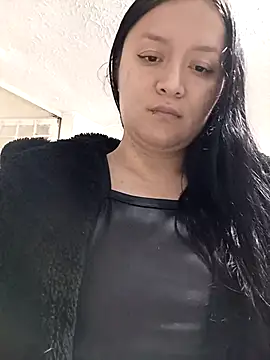 Webcam Model (Arisha34)  is live.Free join now!