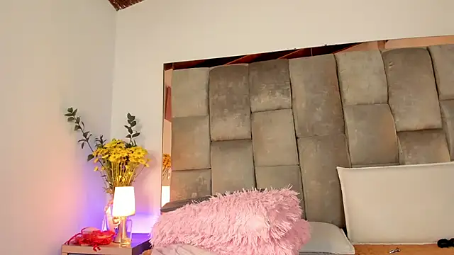 milan_ebony (F teen) - Fuck Pussy With Dildo