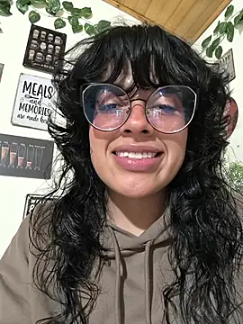 Webcam Model (Fun_Everywhere)  is live.Free join now!