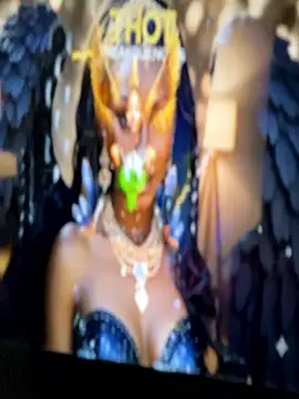 Webcam Model (wynterheat)  is live.Free join now!