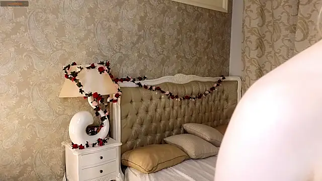 Emma_Frosty from StripChat is Freechat