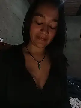 Webcam Model (Williams_Hera)  is live.Free join now!