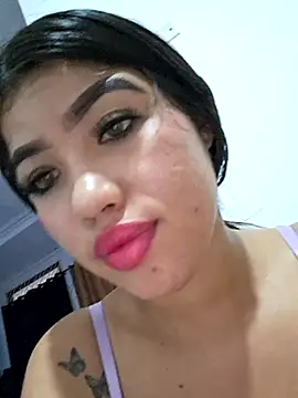 Webcam Model (Luna_20x)  is live.Free join now!