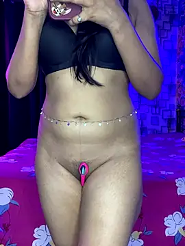 Webcam Model (Hot_royalbhabhi)  is live.Free join now!