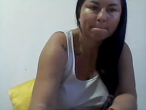 orianaxx01 - Orianaxx01's free webcam - UK Sex Cams