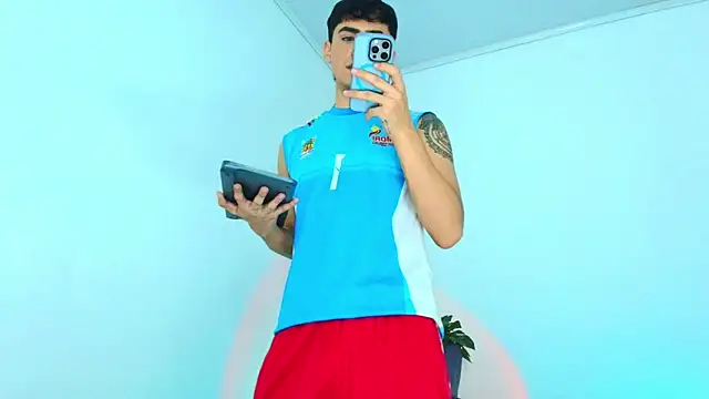 camiiguzmanx - CamiiGuzmanX's free webcam - UK Sex Cams