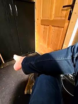 lorent6969 (M mature) - #bisexuals #cam2cam #cheapest-privates #dirty-talk #flashing #foot-fetish #french #hd #mature #medium #mobile #office #outdoor #pov #recordable-publics #sexting #small-audience #swiss #white