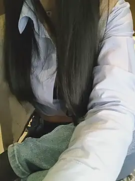 Webcam Model (Melody87)  is live.Free join now!