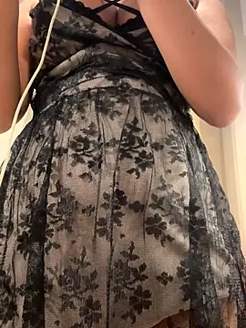 Webcam Model (ScarletAss)  is live.Free join now!