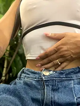 Samantha_bigboobs live cam screenshot malefemale from Colombia on Home.Pink — Cozy Live Cams & Chat