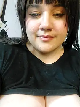 Webcam Model (ItsNaiixa)  is live.Free join now!