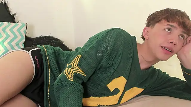 tomy_rox (M young) - ride dildo