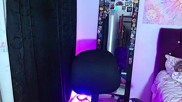 squirt_charlott - Squirt_charlott's free webcam - UK Sex Cams