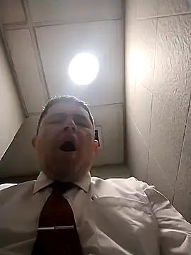 bigcristh79 (Ask my age) - Spit balls