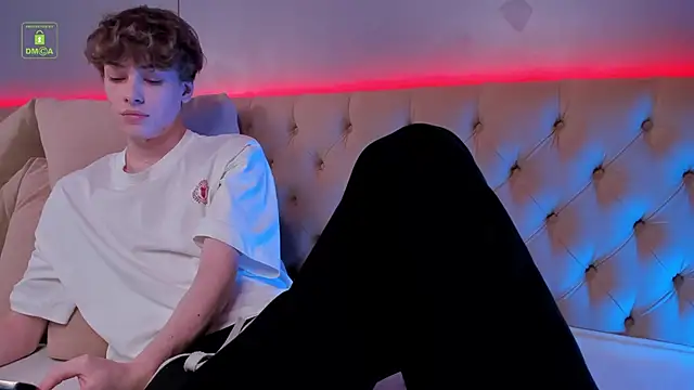 kevin_garsia (M twink) - jerk off 2 min