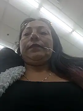 misshot_02 webcam stripchat model stream image