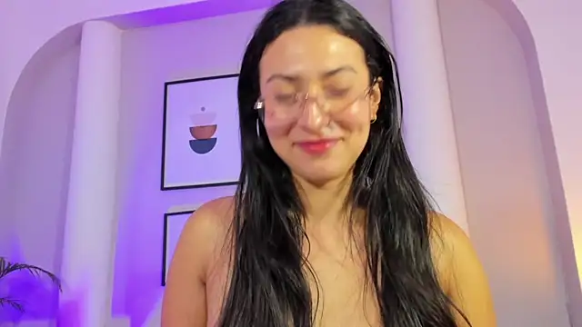 victoria_flores1 - Victoria_flores1's free webcam - UK Sex Cams