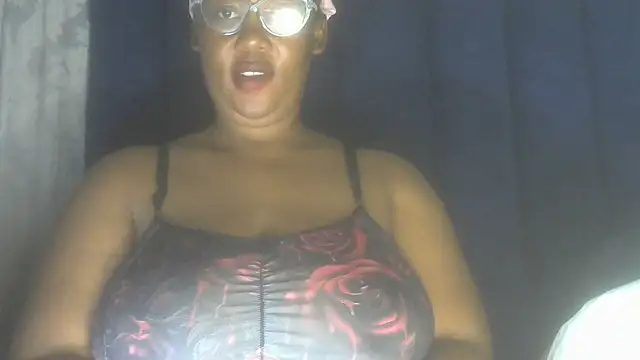 Live cam of NippleMilkXx from za | Watch me live!