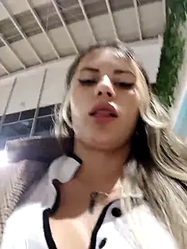 Webcam Model (Cata_city1106)  is live.Free join now!