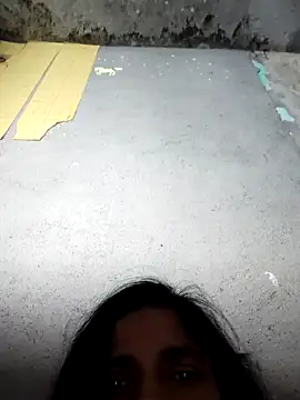 Webcam Model (Gautami-telugu)  is live.Free join now!