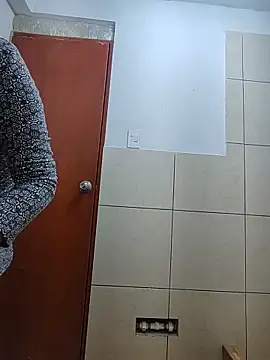 Webcam Model (airamoon)  is live.Free join now!