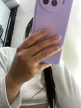 Live cam of sofia_23x from co | Watch me live!