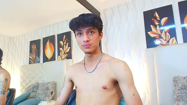 Lean_Portman live cam screenshot male on Squirt Show – Wet & Wild Live Cams