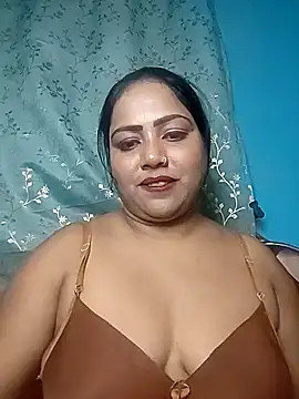Webcam Model (hornypriya696)  is live.Free join now!