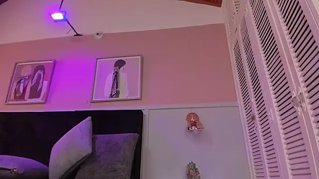 chloe_watson_'s Stripchat show and profile