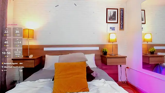 jenniferauriston (F mature) - Doggy Style Fingering & dildo