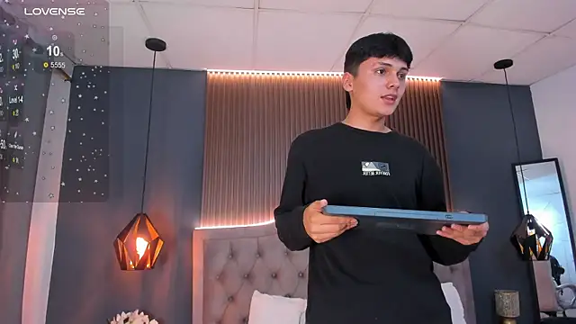 maxii18_ (M twink) - CUM SHOW