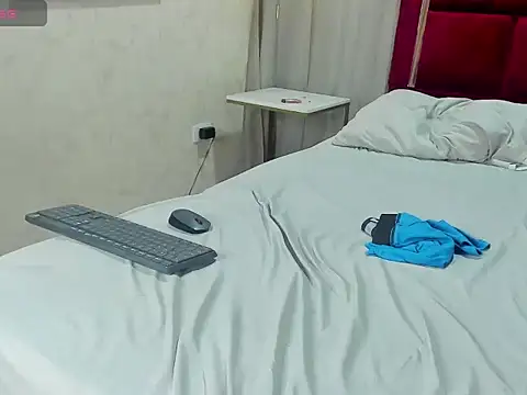 daniielandres - DaniielAndres's free webcam - UK Sex Cams