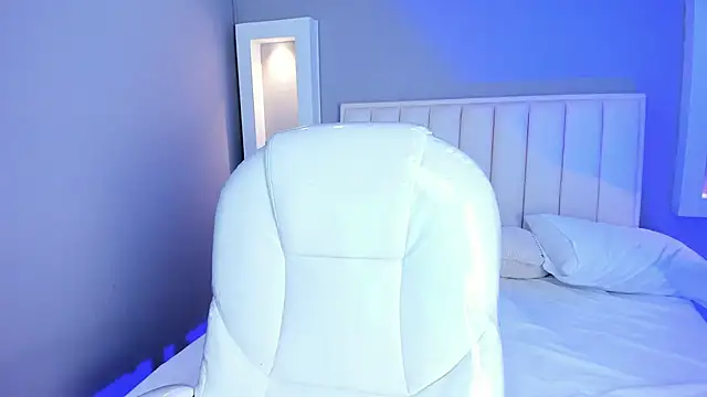 hannapaola - HannaPaola's free webcam - UK Sex Cams