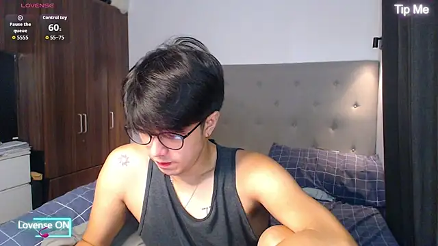 addictiveboi (M young) - Public cumshow