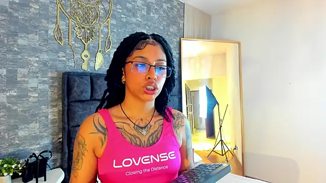 juliarose_ks - JuliaRose_ks's free webcam - UK Sex Cams