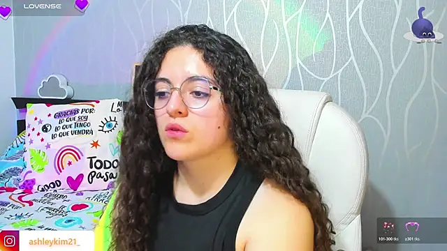 ashleykim_ - AshleyKim_'s free webcam