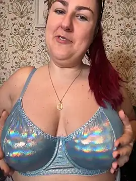 Webcam Model (Lacey-BBW)  is live.Free join now!